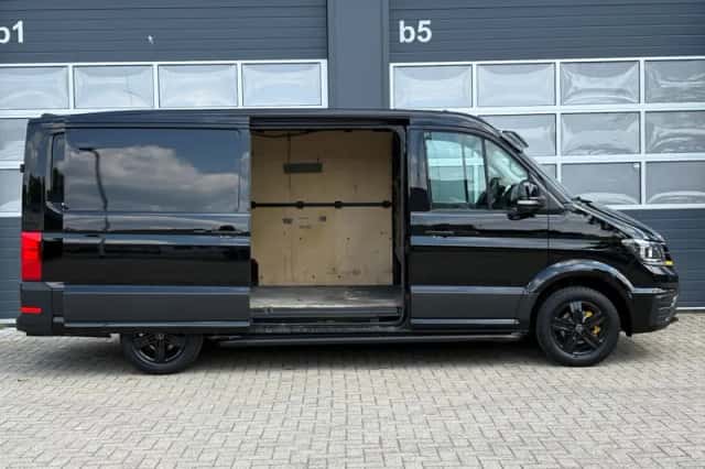 Volkswagen Crafter (2018) thumbnail 12