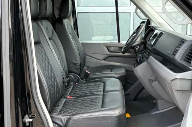 Volkswagen Crafter (2018) thumbnail 18