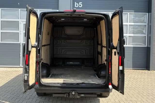 Volkswagen Crafter (2018) thumbnail 7