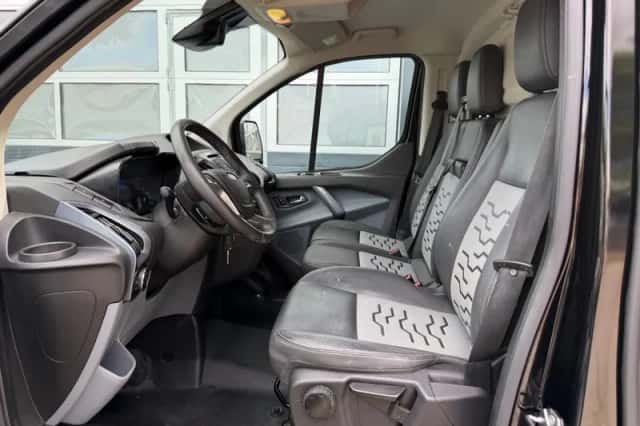 Ford Transit Custom (2018) thumbnail 2