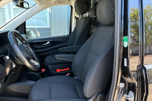 Mercedes-Benz Vito (2019) thumbnail 21