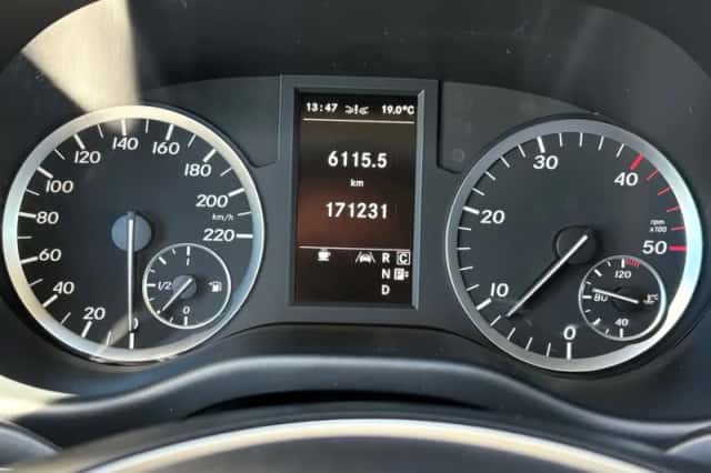 Mercedes-Benz Vito (2019) thumbnail 27