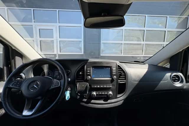 Mercedes-Benz Vito (2019) thumbnail 30