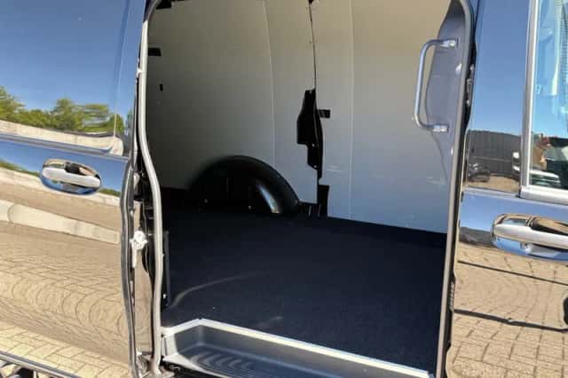 Mercedes-Benz Vito (2019) thumbnail 5