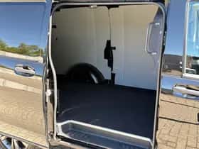 Mercedes-Benz Vito thumbnail 5