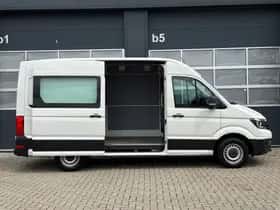 Volkswagen Crafter (2018) thumbnail 2