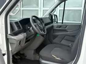 Volkswagen Crafter (2018) thumbnail 18