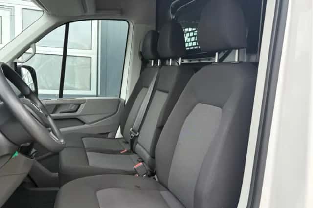 Volkswagen Crafter (2018) thumbnail 19