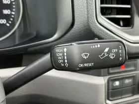 Volkswagen Crafter (2018) thumbnail 23