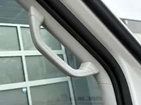 Volkswagen Crafter (2018) thumbnail 32