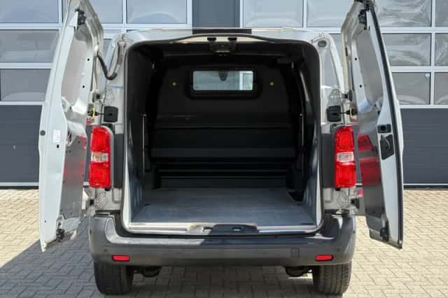 Opel Vivaro (2022) thumbnail 15