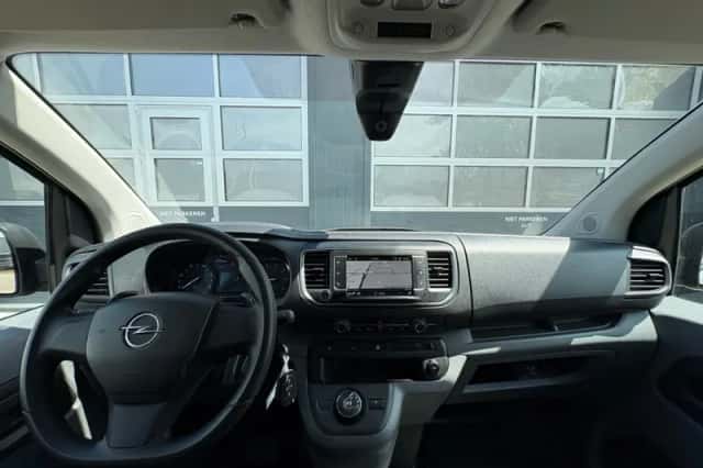 Opel Vivaro (2022) thumbnail 3