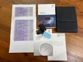 Volkswagen Transporter (2021) thumbnail 2