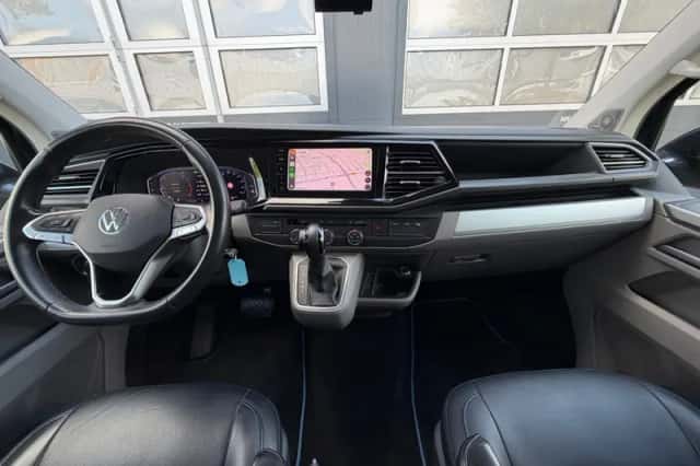 Volkswagen Transporter (2021) thumbnail 3