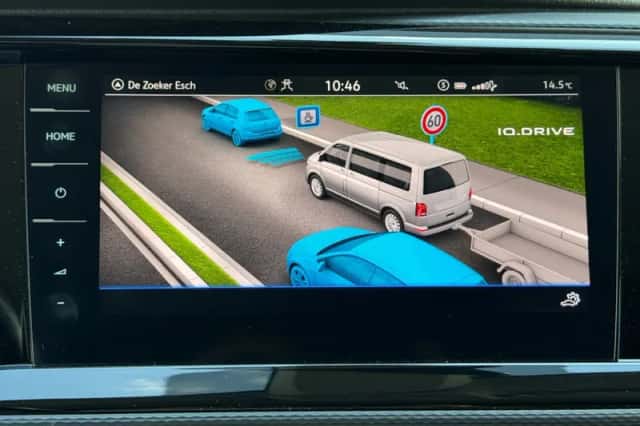 Volkswagen Transporter (2021) thumbnail 39