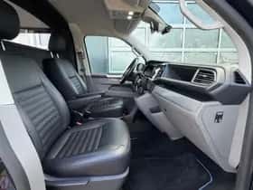 Volkswagen Transporter (2021) thumbnail 5