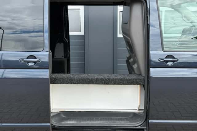Volkswagen Transporter (2021) thumbnail 9