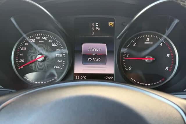 Mercedes-Benz V-Klasse (2016) thumbnail 24