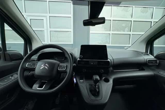 Citroën Berlingo (2022) thumbnail 3