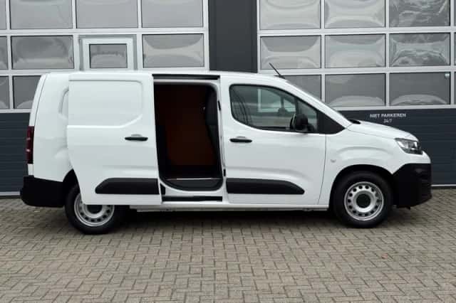 Citroën Berlingo (2022) thumbnail 4