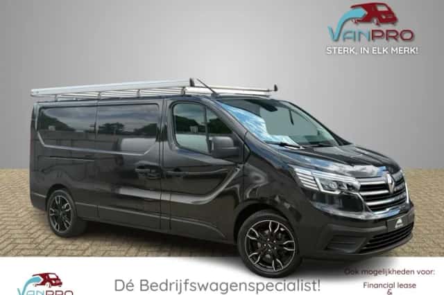 Renault Trafic (2022) thumbnail 1