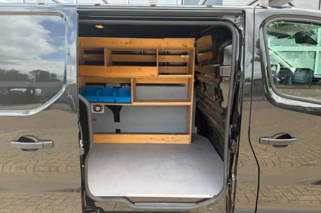Renault Trafic (2022) thumbnail 6