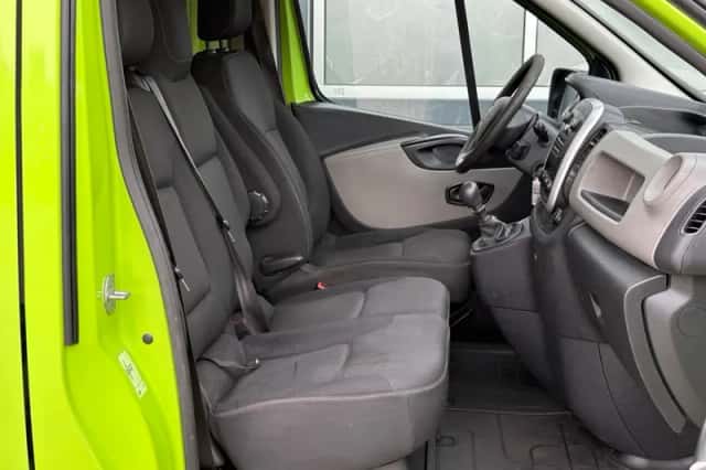 Renault Trafic (2018) thumbnail 6