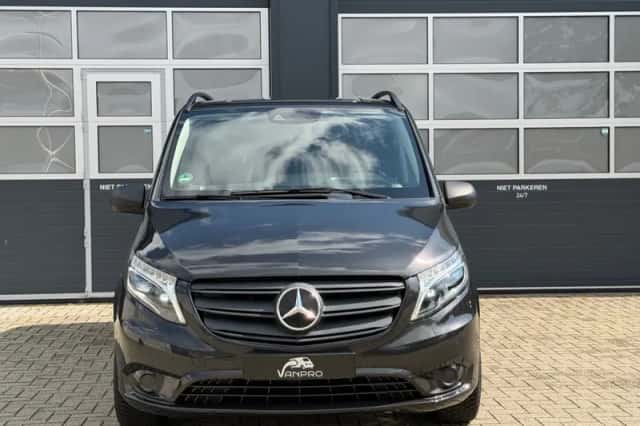 Mercedes-Benz Vito (2021) thumbnail 3