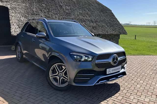Mercedes-Benz GLE (2021) thumbnail 1