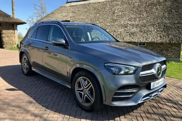 Mercedes-Benz GLE (2021) thumbnail 3