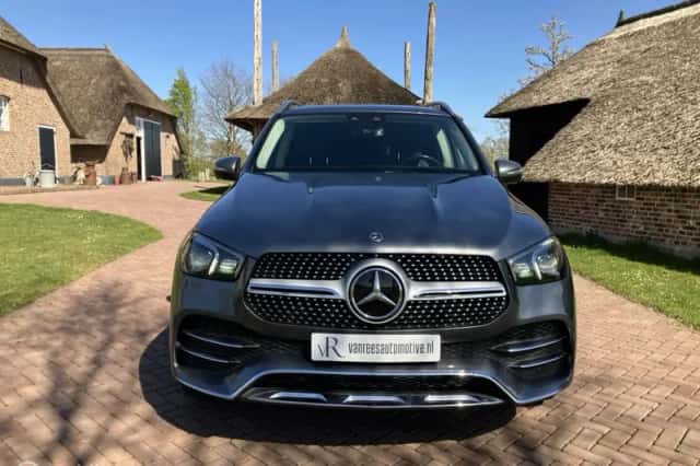 Mercedes-Benz GLE (2021) thumbnail 5