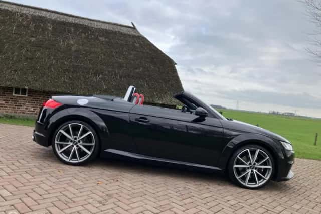 Audi TT (2017) thumbnail 2