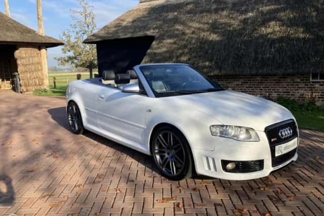 Audi RS4 (2008) thumbnail 3