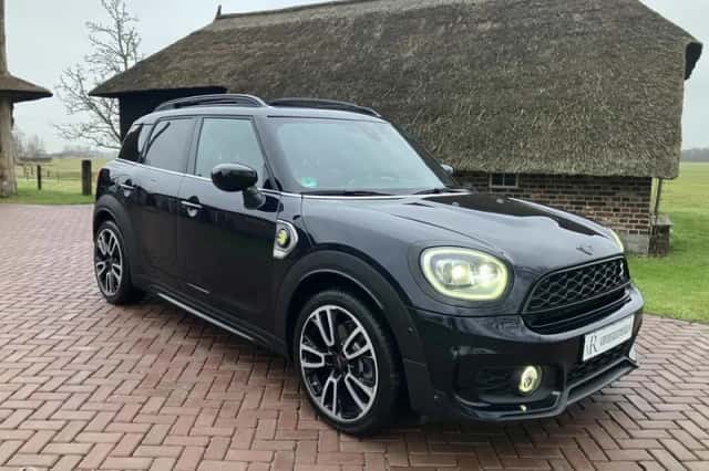 MINI Countryman (2022) thumbnail 3