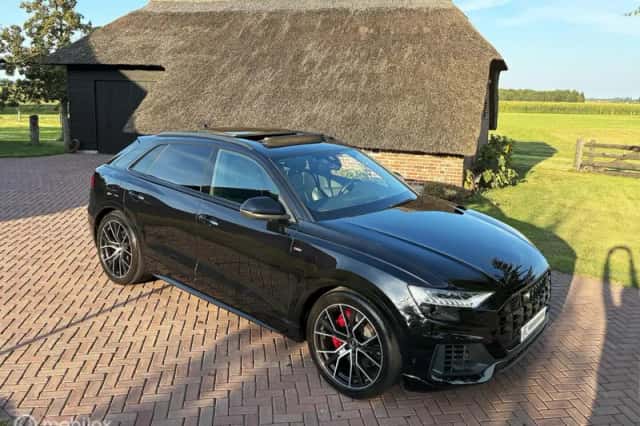 Audi Q8 (2021) thumbnail 4