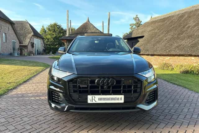 Audi Q8 (2021) thumbnail 6