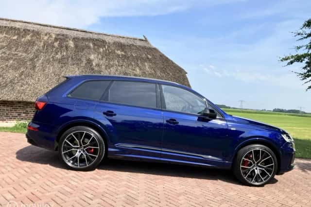 Audi Q7 (2020) thumbnail 2
