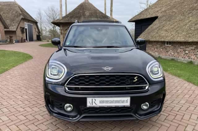 MINI Countryman (2020) thumbnail 4