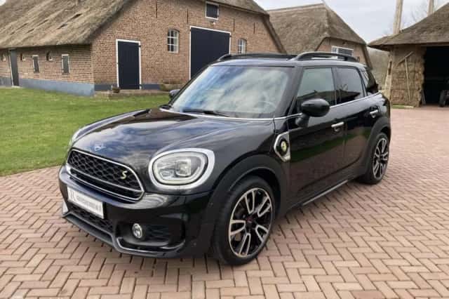 MINI Countryman (2020) thumbnail 2