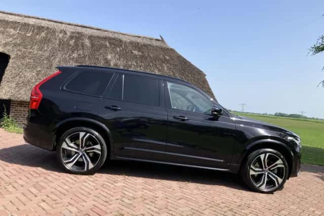 Volvo XC90 (2020) thumbnail 3