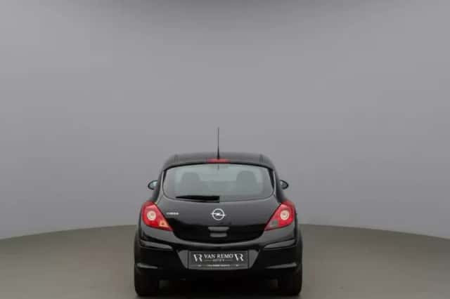 Opel Corsa (2009) thumbnail 6