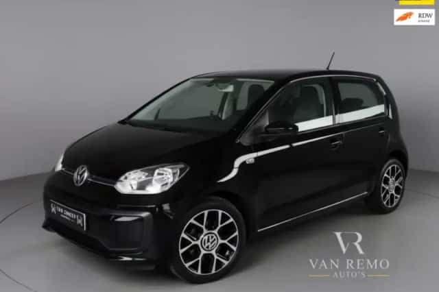 Volkswagen Up! (2016) thumbnail 1