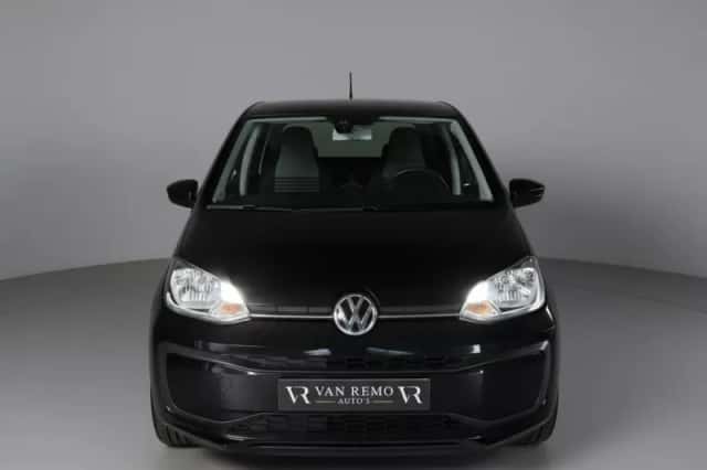 Volkswagen Up! (2016) thumbnail 2