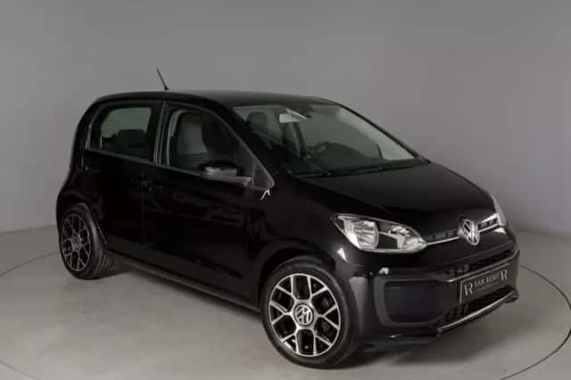 Volkswagen Up! (2016) thumbnail 3