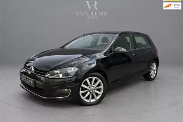Volkswagen Golf (2014) thumbnail 1