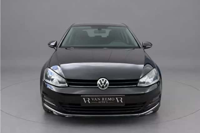 Volkswagen Golf (2014) thumbnail 4