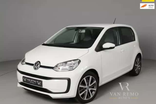 Volkswagen Up! (2018) thumbnail 1