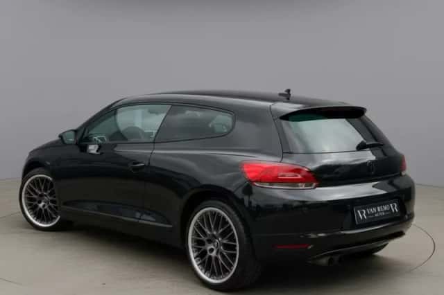 Volkswagen Scirocco (2008) thumbnail 2