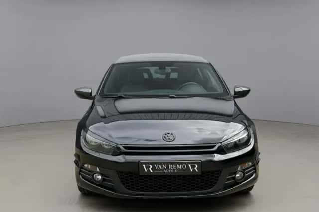 Volkswagen Scirocco (2008) thumbnail 4