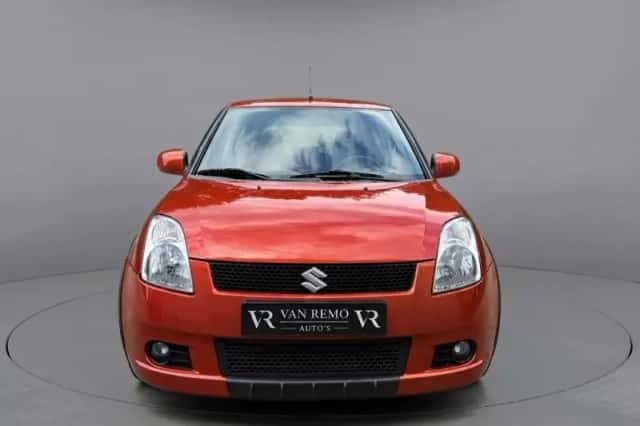 Suzuki Swift (2006) thumbnail 4